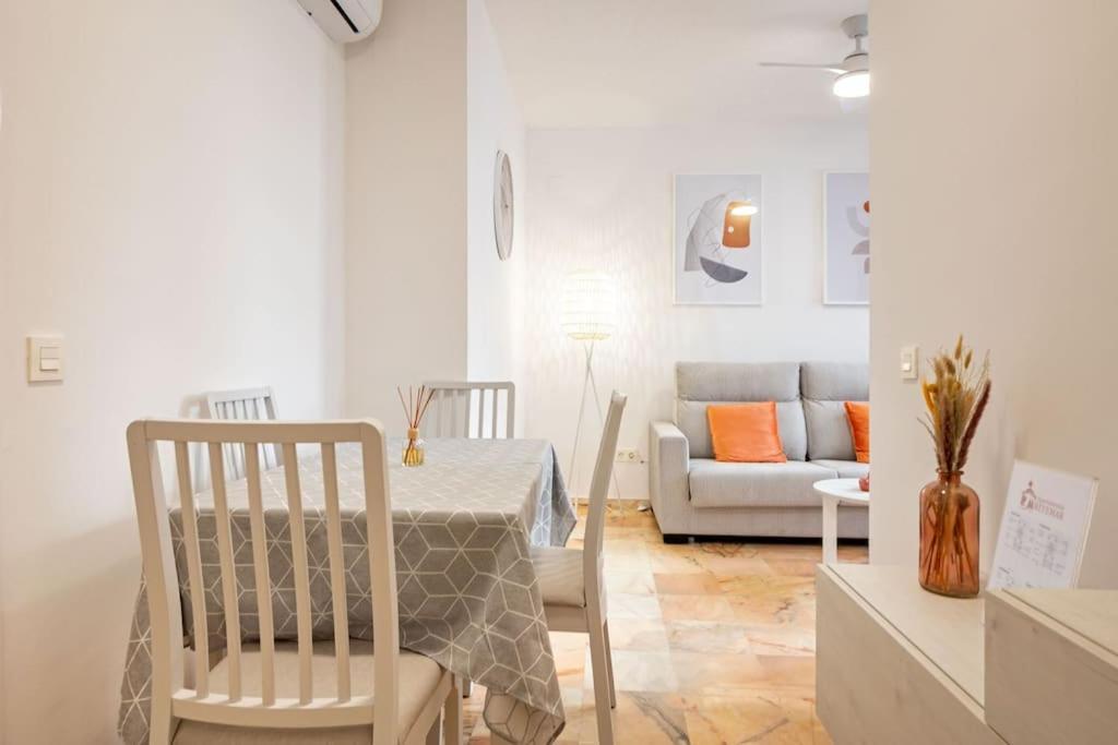 Jimios City Center By Valcambre Sevilla Eksteriør billede